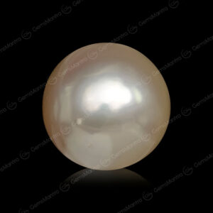 Golden Pearl - 6.73 Carats